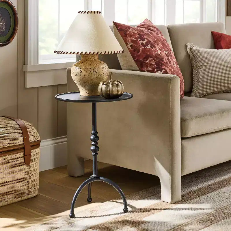 Table d'appoint ronde décorative en fonte traditionnelle – Noire