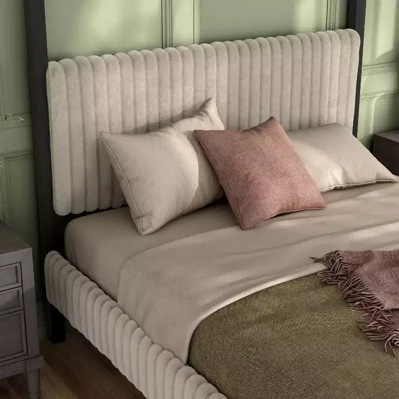 Lit plateforme Queen à baldaquin avec tête de lit capitonnée en velours côtelé – Marron clair