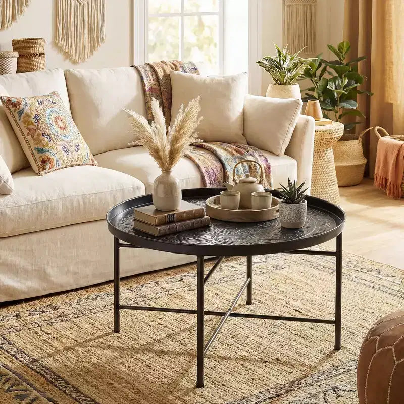 Table basse ronde vintage en métal 24" avec plateau martelé