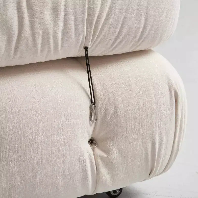 Fauteuil d'appoint rembourré avec coussins amovibles et roulettes – Structure en acier