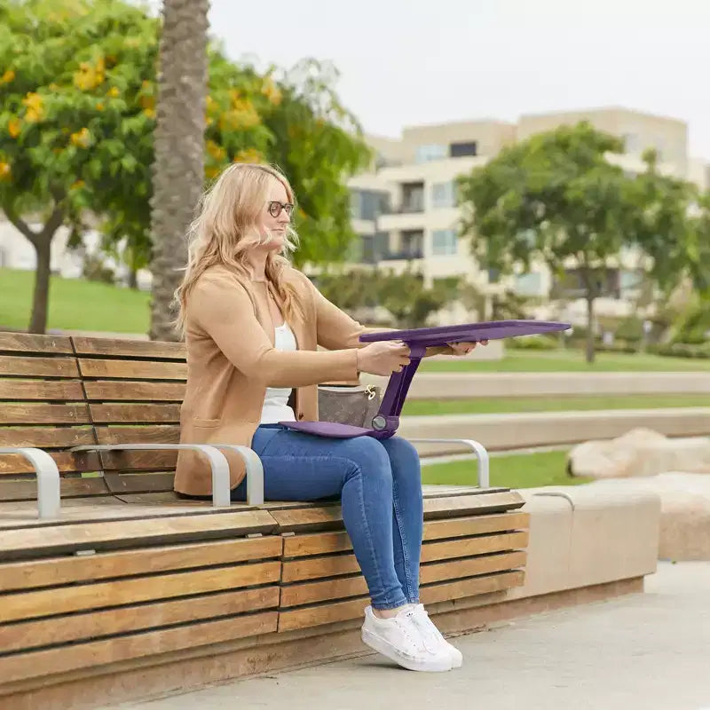 Grand bureau portable pliable avec surface et accoudoirs réglables