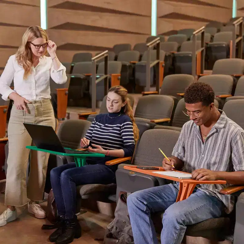 Grand bureau portable pliable avec surface et accoudoirs réglables