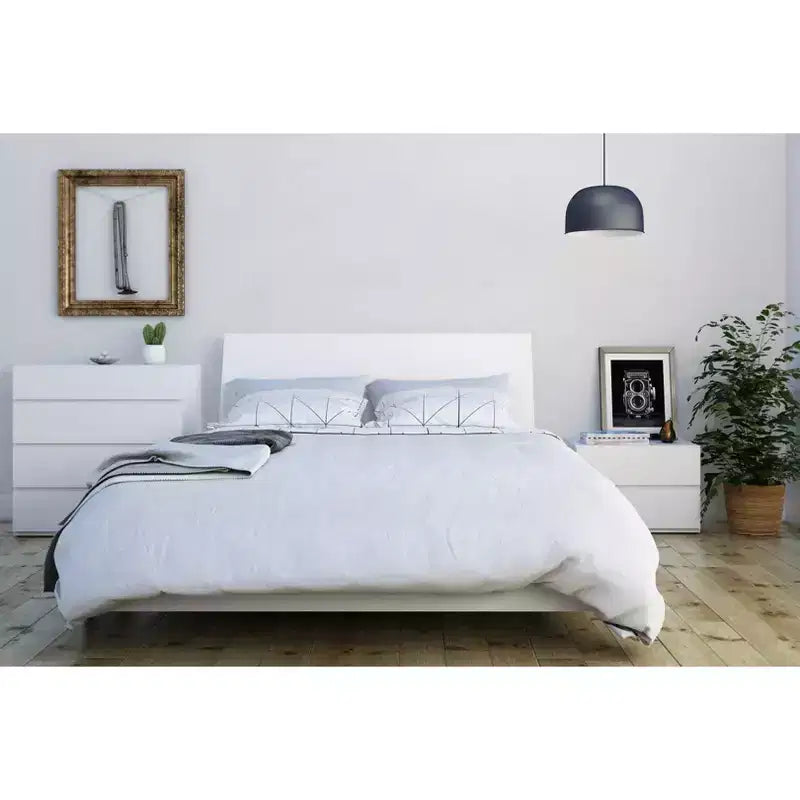 Tête de lit de rangement Queen avec compartiments intégrés