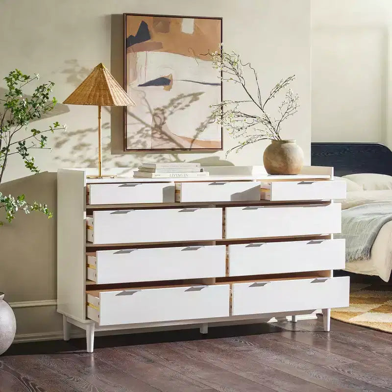 Commode horizontale en bois massif à 9 tiroirs de style Mid-Century Modern