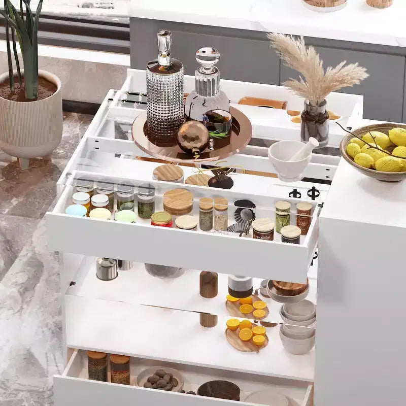Îlot de cuisine blanc avec 8 tiroirs, étagères de rangement et plateau en verre