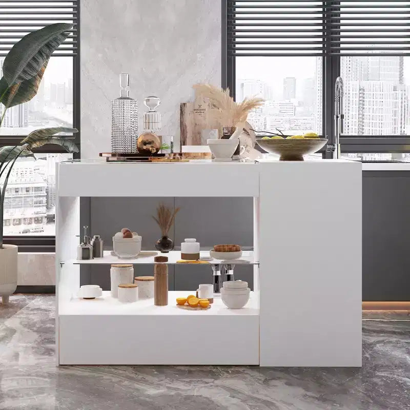 Îlot de cuisine blanc avec 8 tiroirs, étagères de rangement et plateau en verre